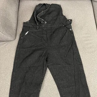 پیش سینه دار زغالی