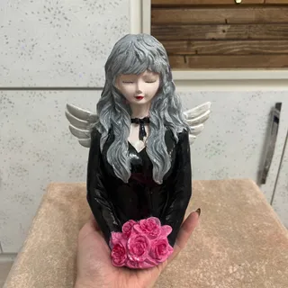 مجسمه پری انیمه