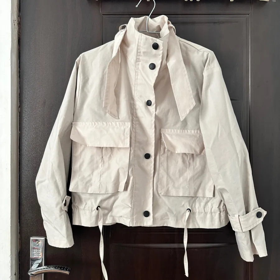 بارونی کراپ کت