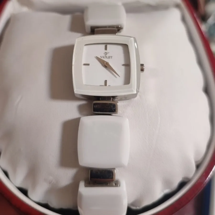 ساعت ویولت