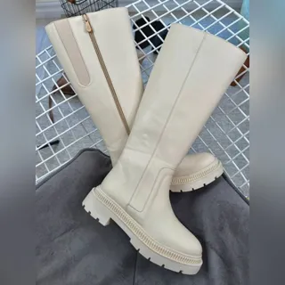 بوت چکمه سفید و کرم بلند