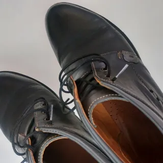 کفش تمام چرم