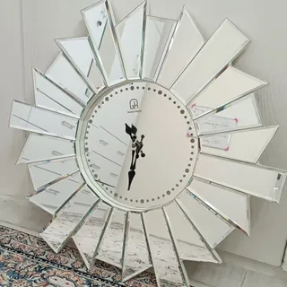 ساعت دیواری آینه ای