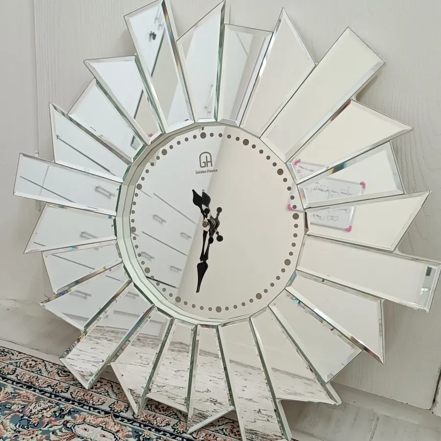 ساعت دیواری آینه ای