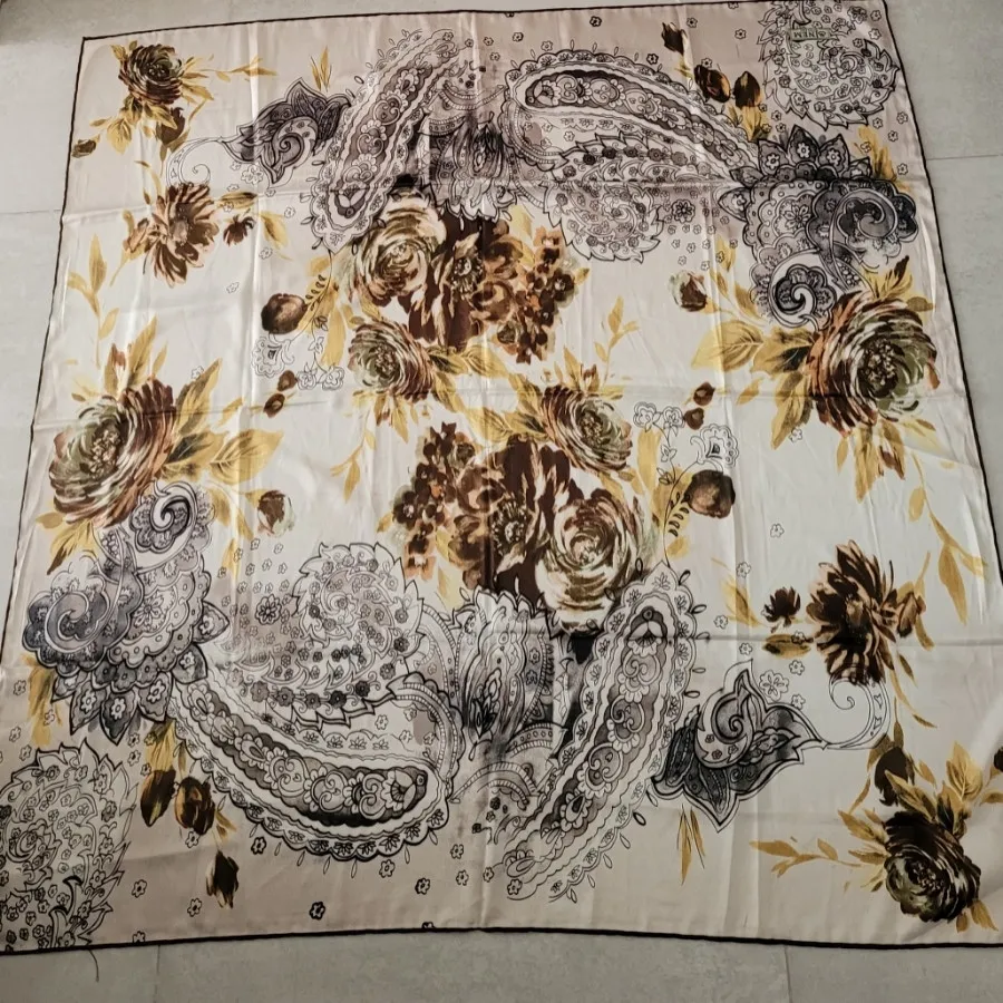 روسری ساتن دور دوخت