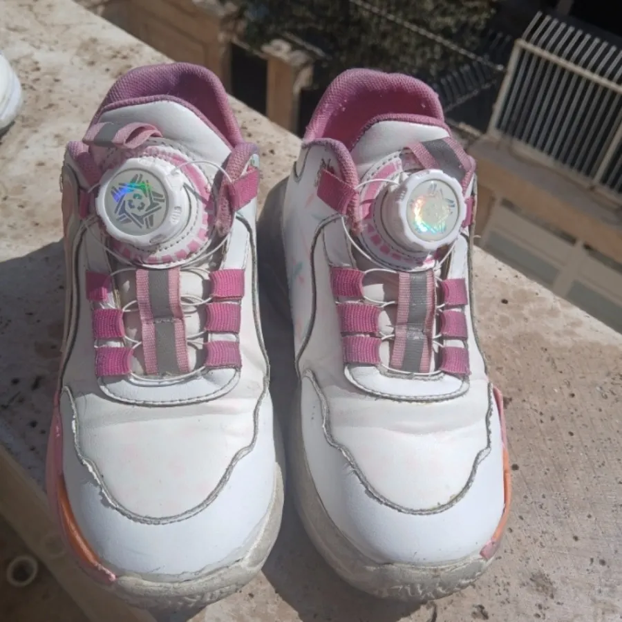 کتونی اسپرت