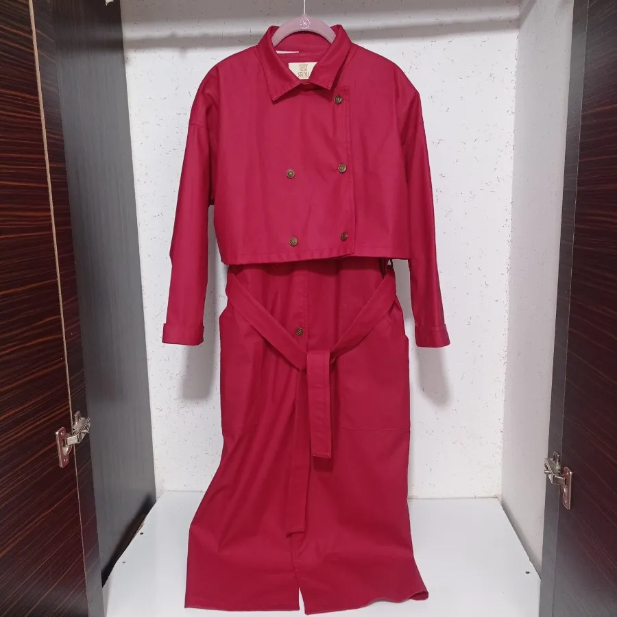 بارانی چرم قرمز