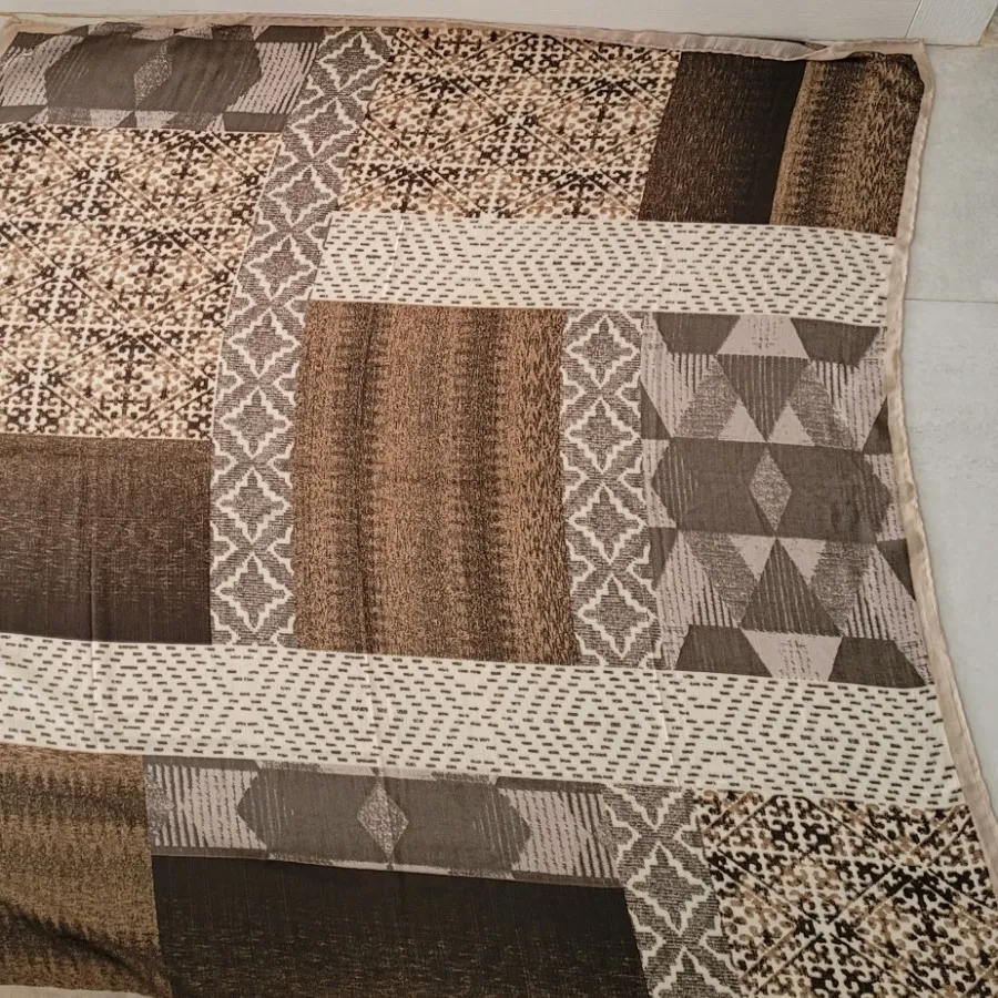 روسری دور دوخت