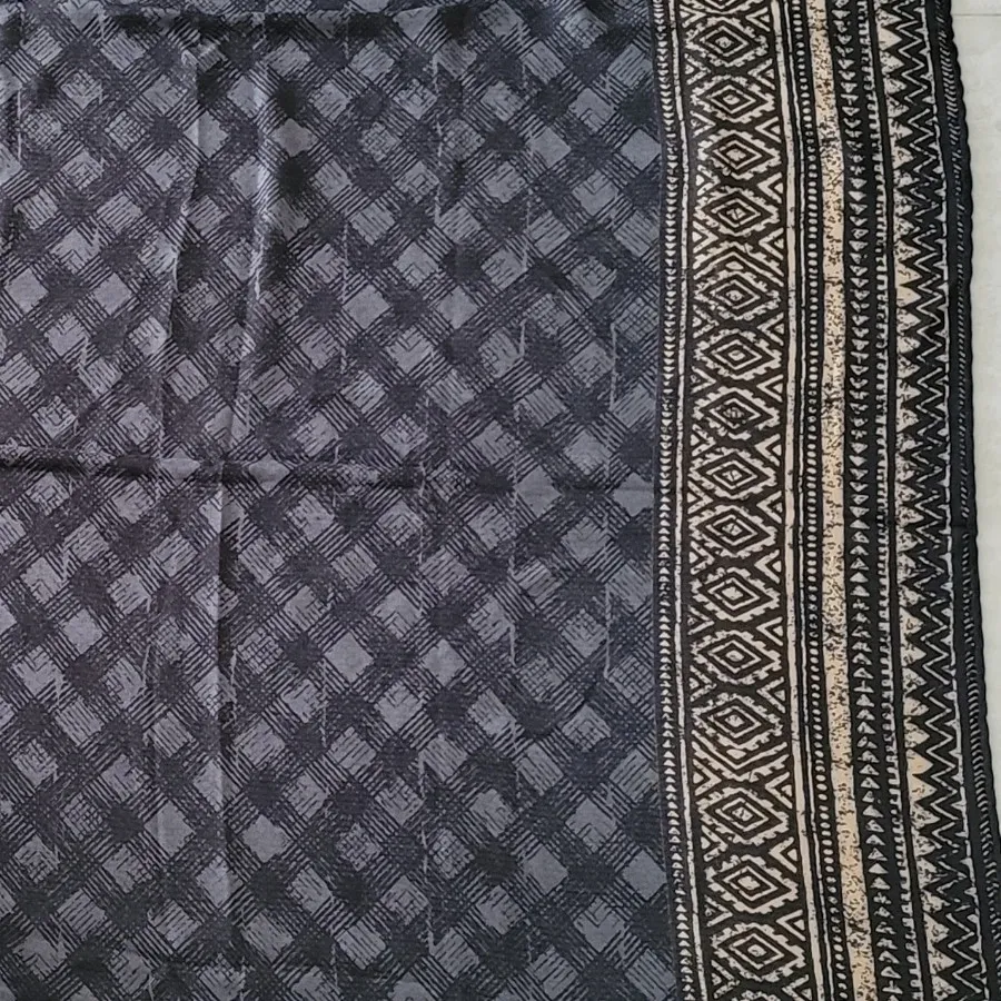 روسری دور دوخت