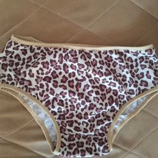 شورت زنانه جنس عالی