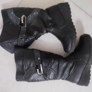 بوت دخترانه