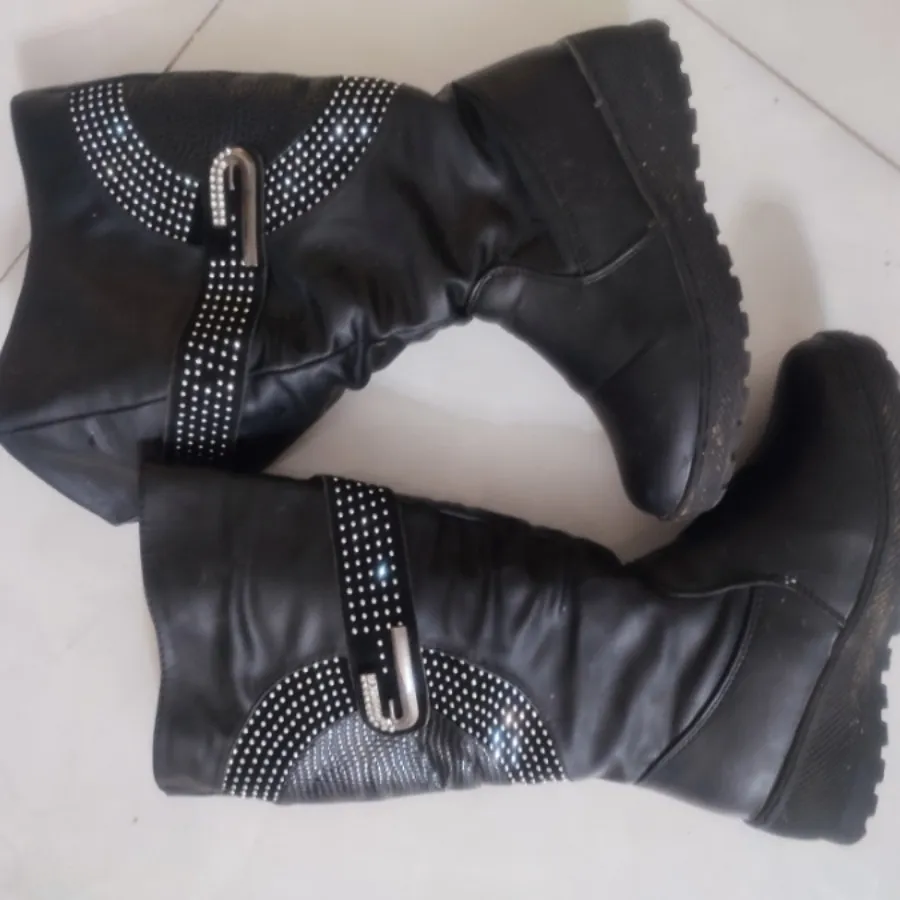 بوت دخترانه