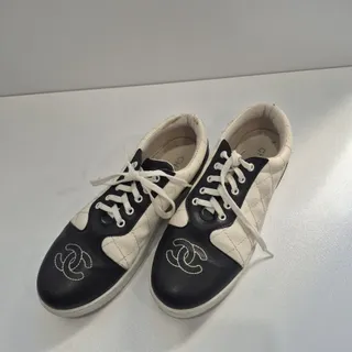 کفش راحتی شنل