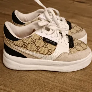 کتونی لژدار