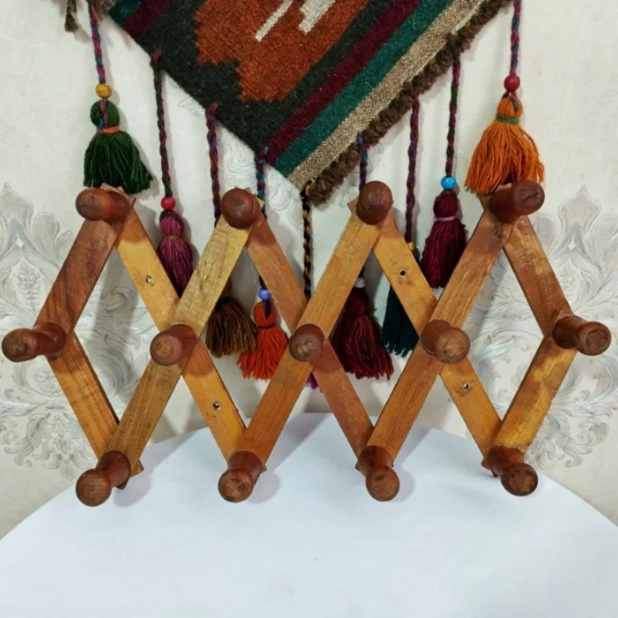 چوب لباسی قدیمی