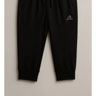 شلوارک ورزشی