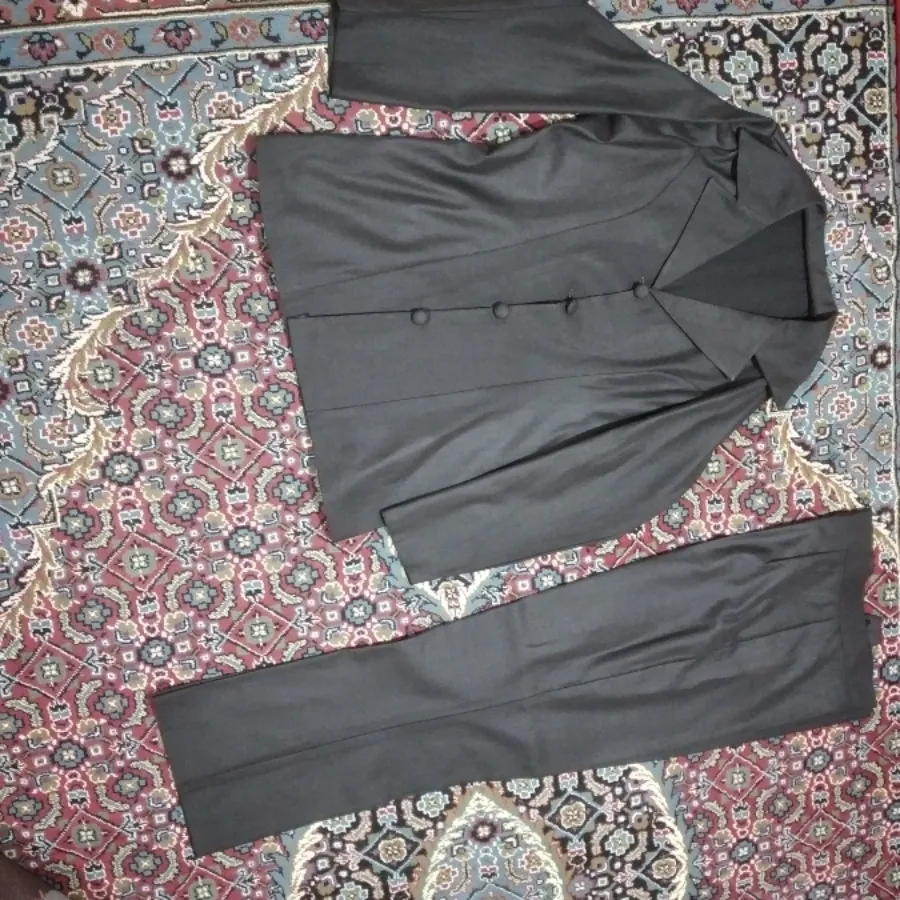 کت شلوار زنانه