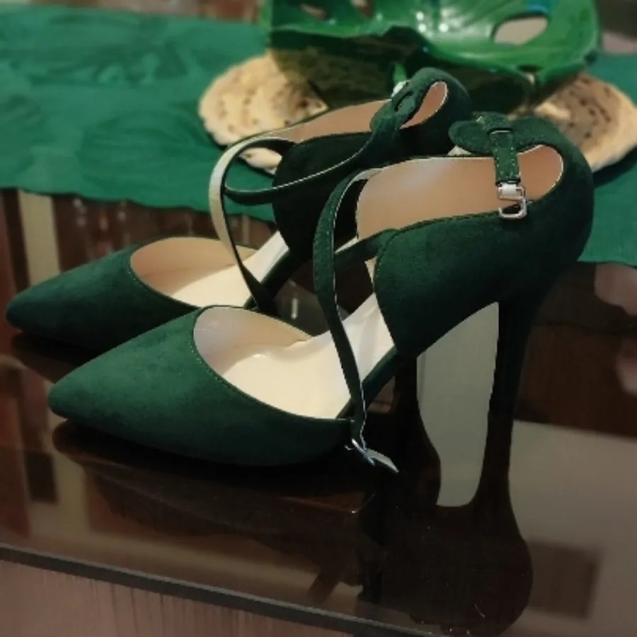 کفش پاشنه دار سبز
