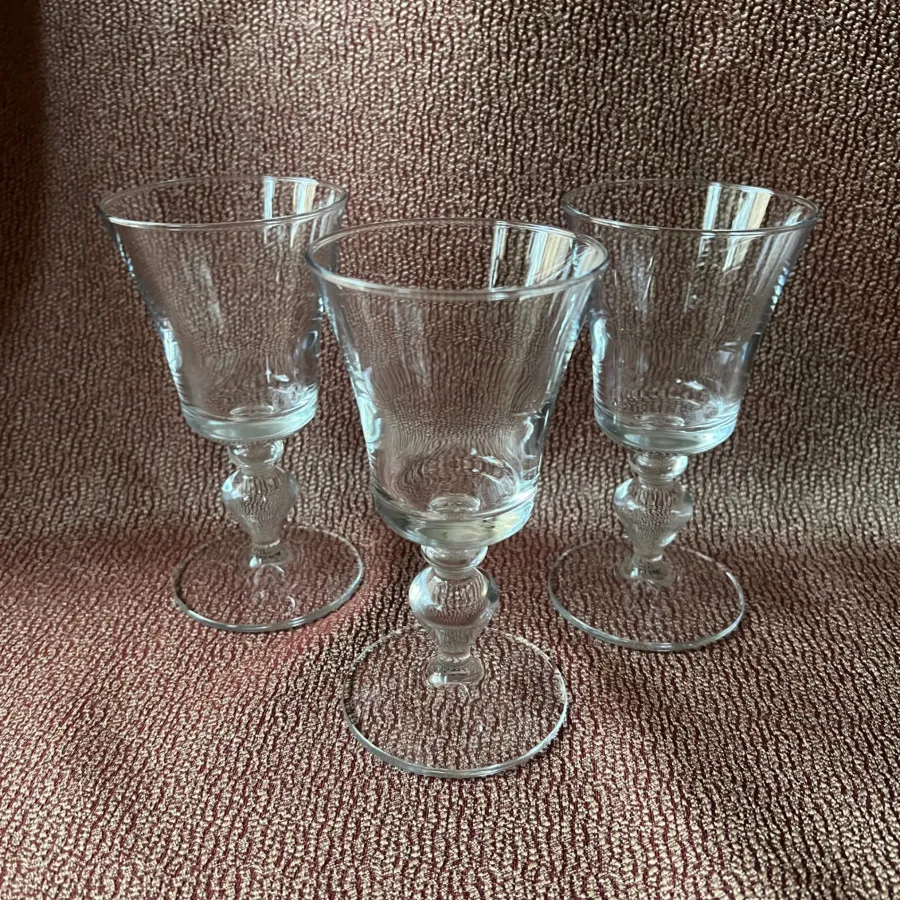 جام پایه دار