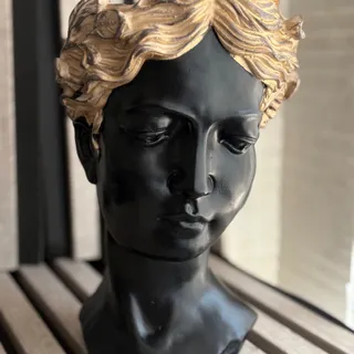 مجسمه گلدان آتنا