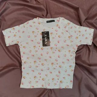 تیشرت کراپ گل گلی