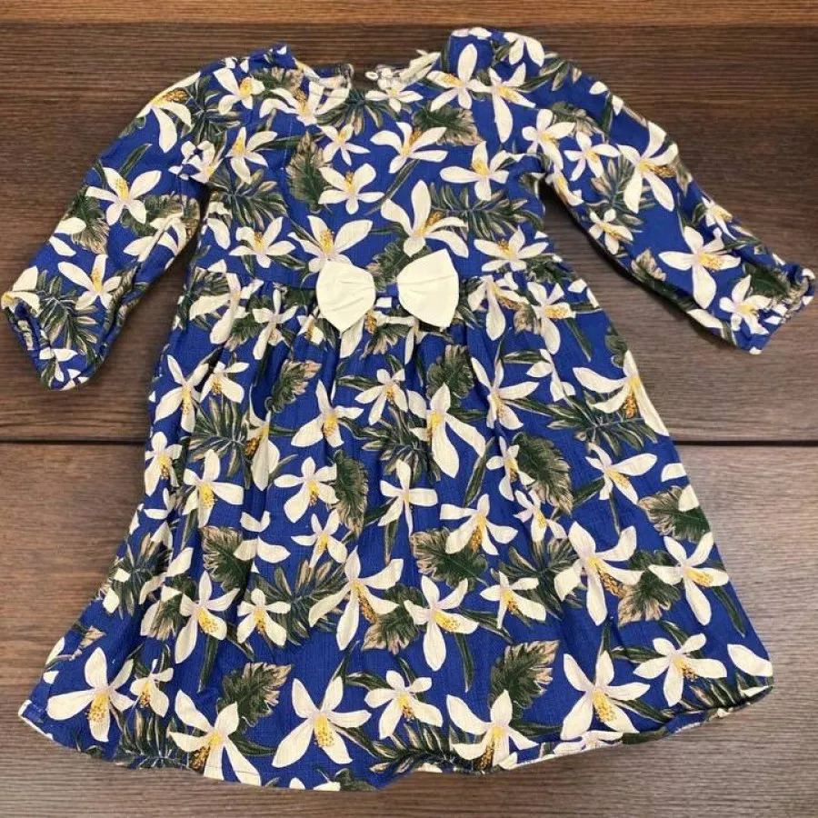 پیراهن دخترانه