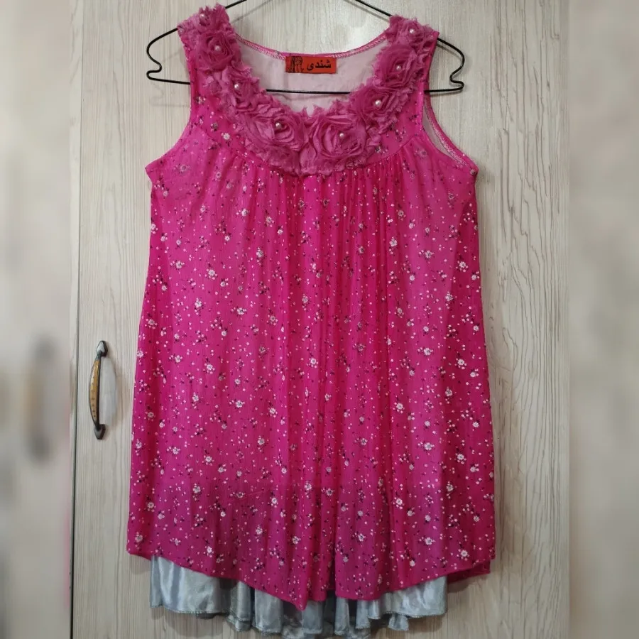 تاپ حریر گلدار  99  تومن