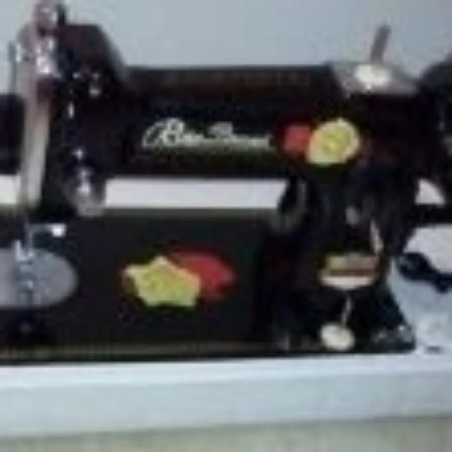 چرخ خیاطی دستی