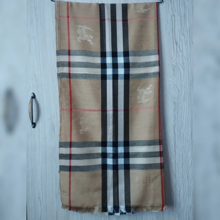 شال باربری 139 تومن