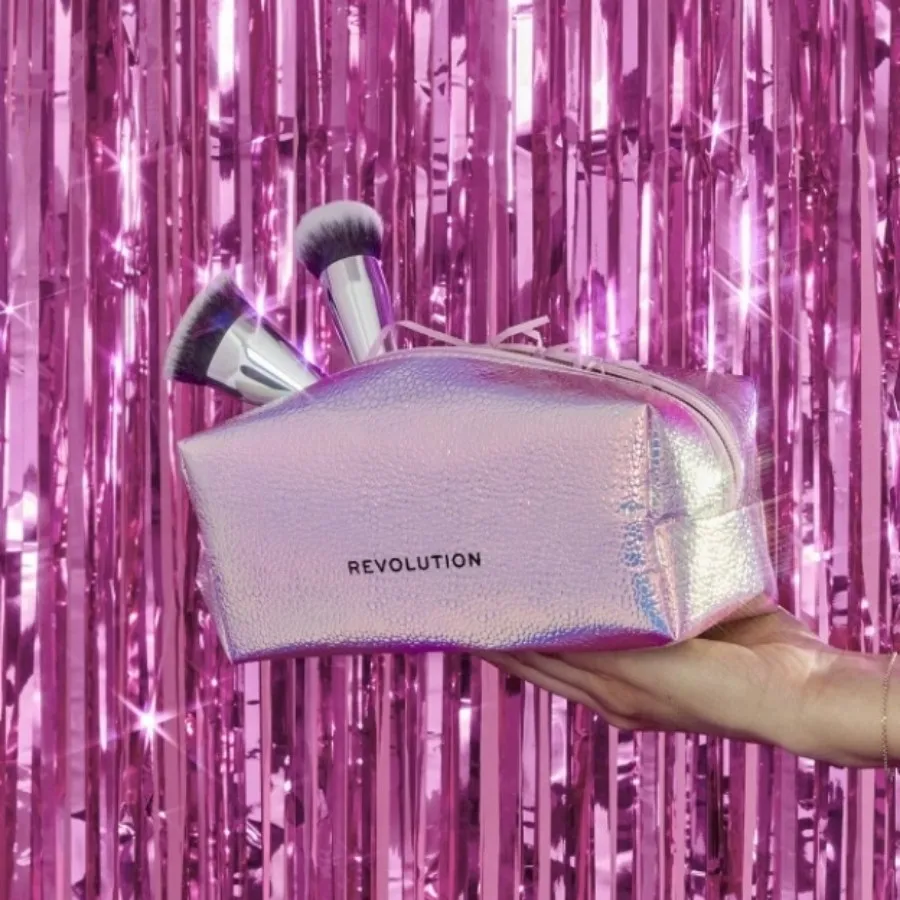 بگ کلسی Revolution