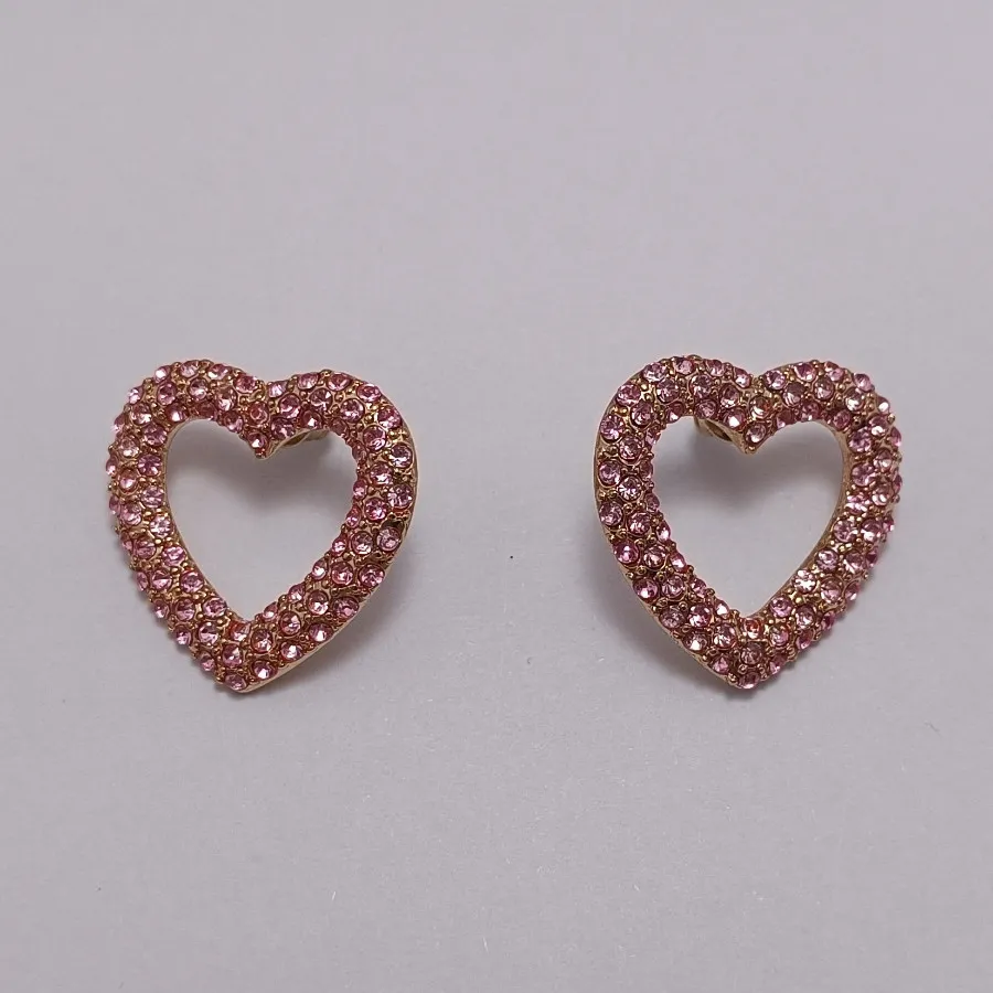 زیورآلات گوشواره