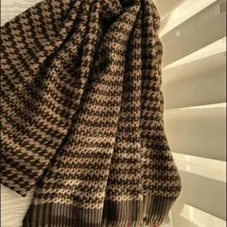 شال پاییزه کاملا نو