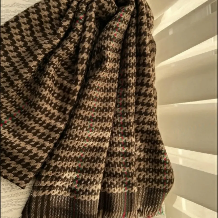 شال پاییزه کاملا نو