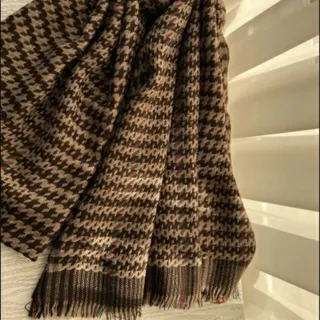 شال پاییزه کاملا نو