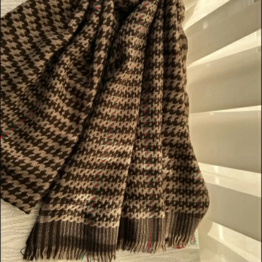 شال پاییزه کاملا نو