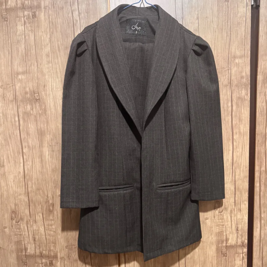 کت و شلوار قهوه ای