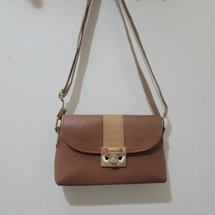 کیف دوشی زنانه شتری