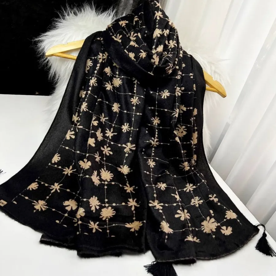 شال موهر مخمل