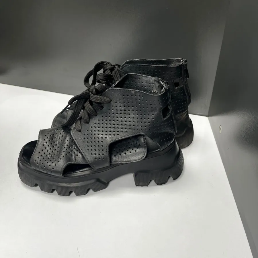 کفش شیک و طبی سایز38