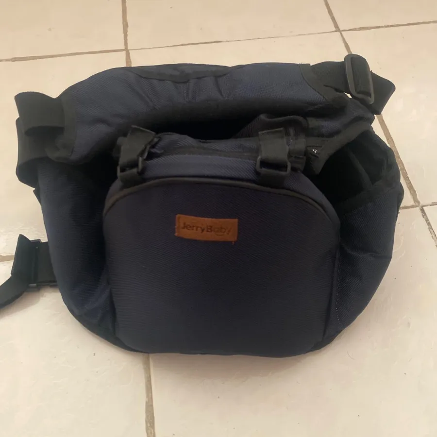 آغوشی نوزاد