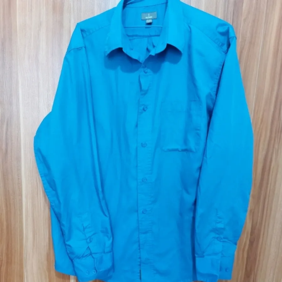 پیراهن مردانه