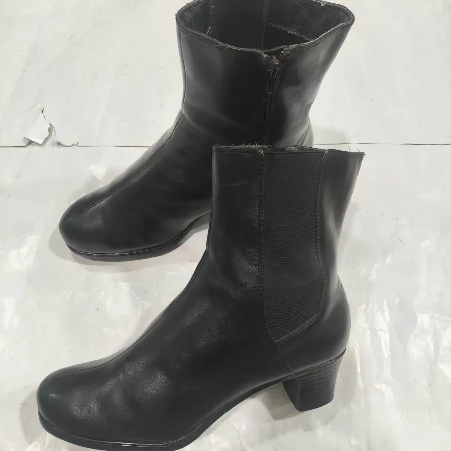 بوت زنانه اورجینال