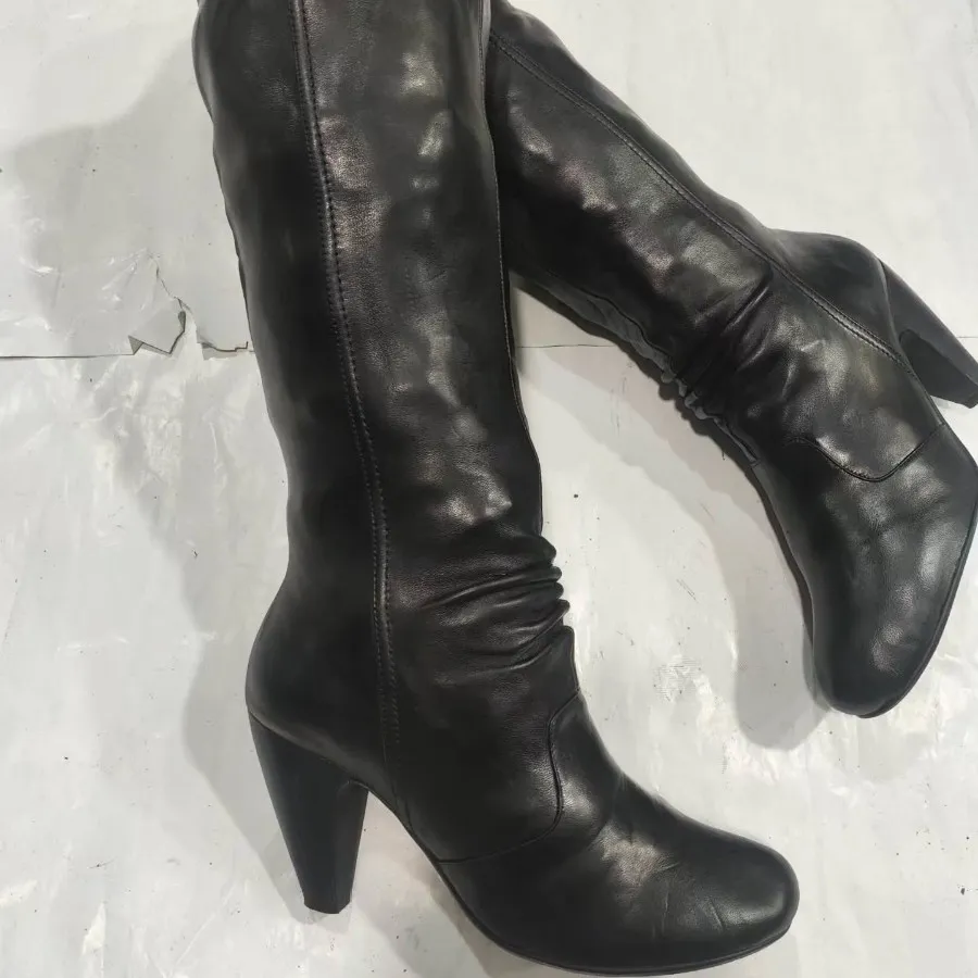 بوت زنانه اورجینال