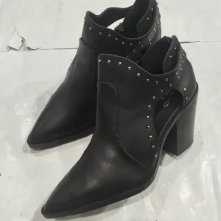 بوت زنانه اورجینال