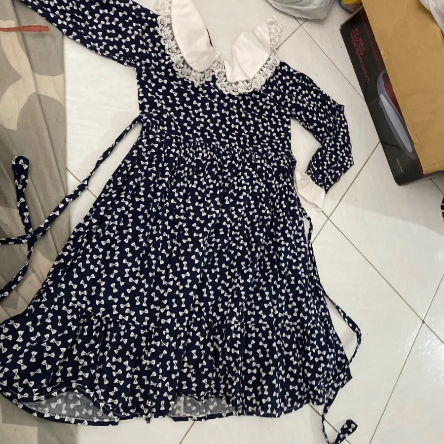 پیراهن دخترانه