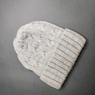 کلاه بافت طوسی