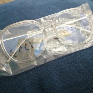 عینک بلوکات بی رنگ