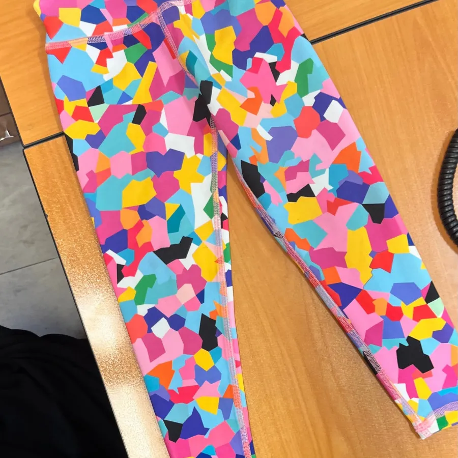 لگ دخترونه رنگی