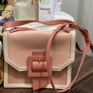 کیف دوشی چارلز اند کیس