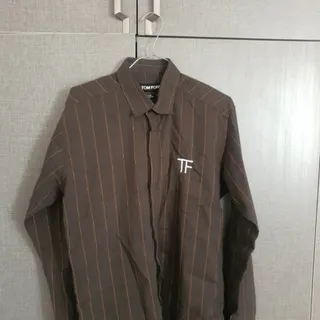 پیراهن مردانه